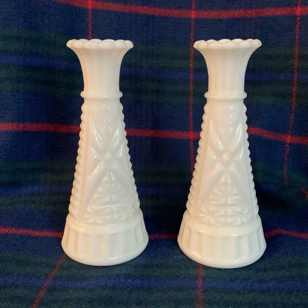 2 Milk glass bud vases, 6 inches tall.